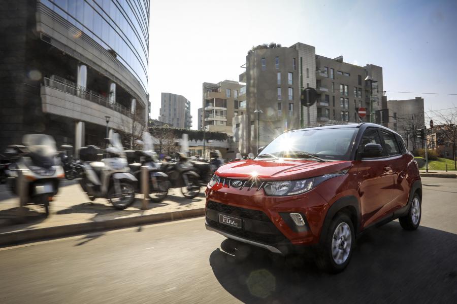  Mahindra KUV100 Nxt 2018 года  (EU) (фото 5 из 20)